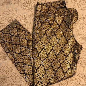 Old Navy gold brocade pixie pants, size 4